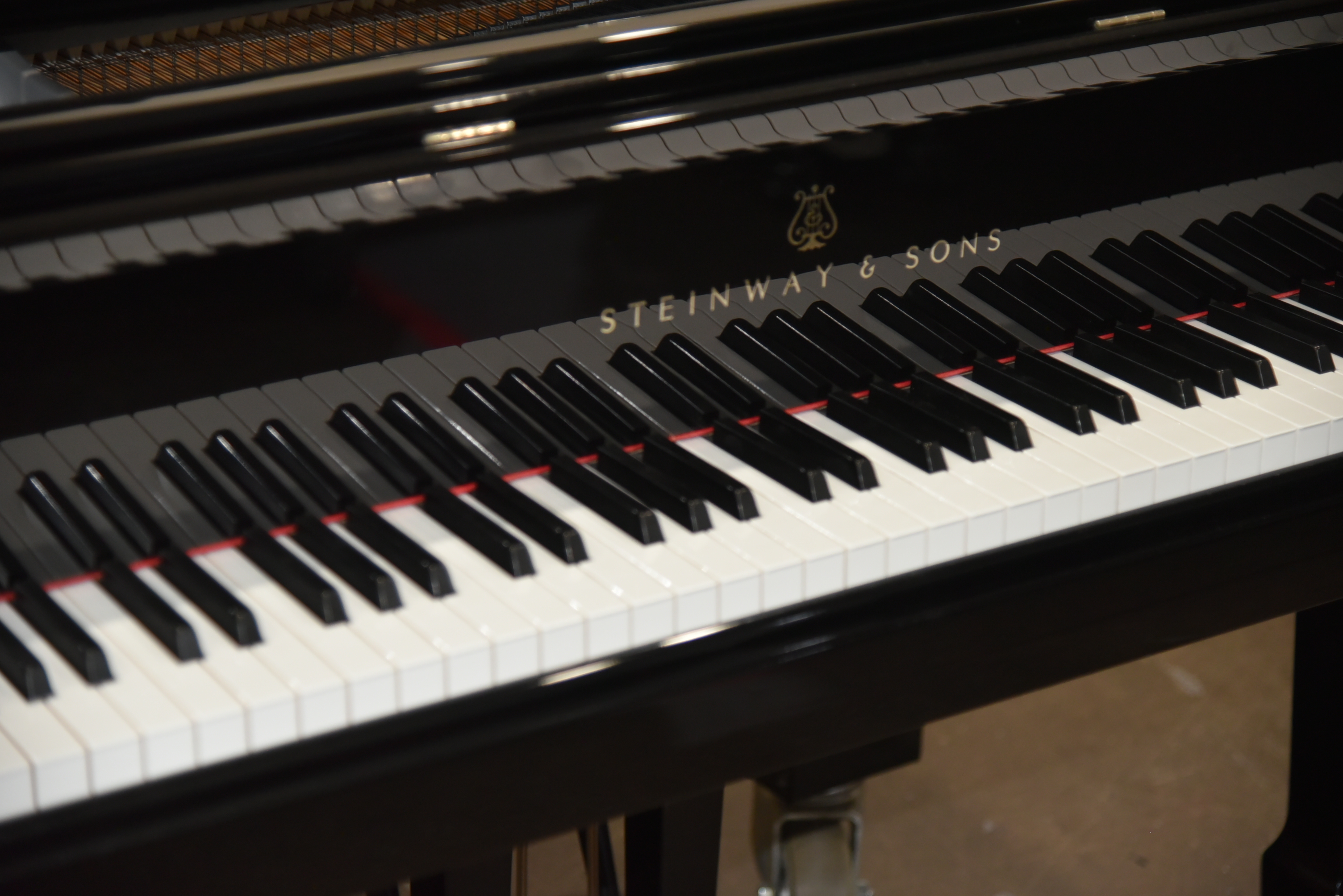 2015 Steinway Nickel Hardware
